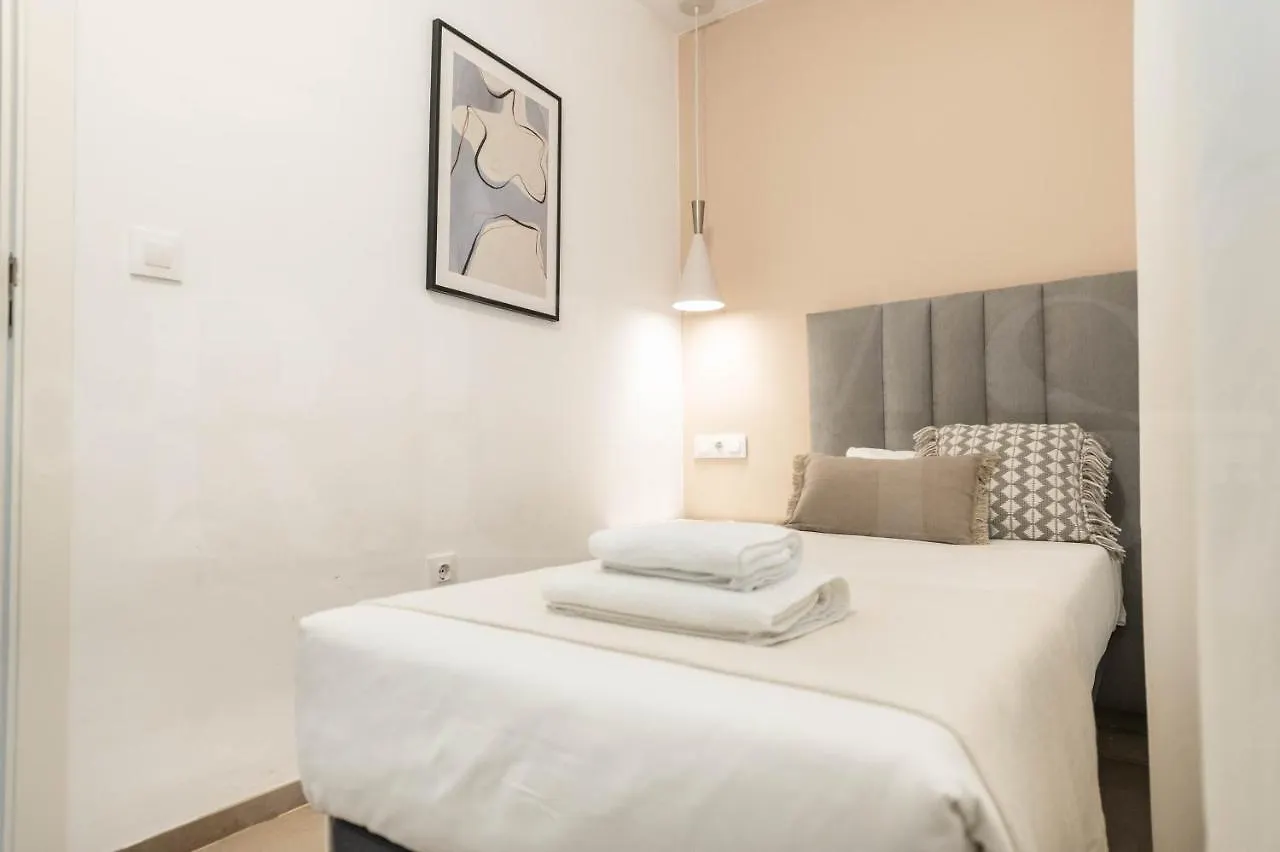 Serene & Spacious Apartment - Center By Rems Málaga